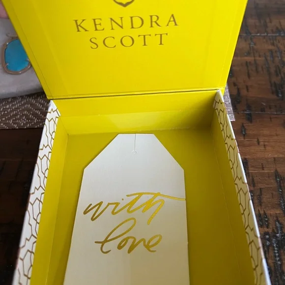 Kendra Scott Elle Gold Drop Earrings in Turquoise - Picture 5 of 6